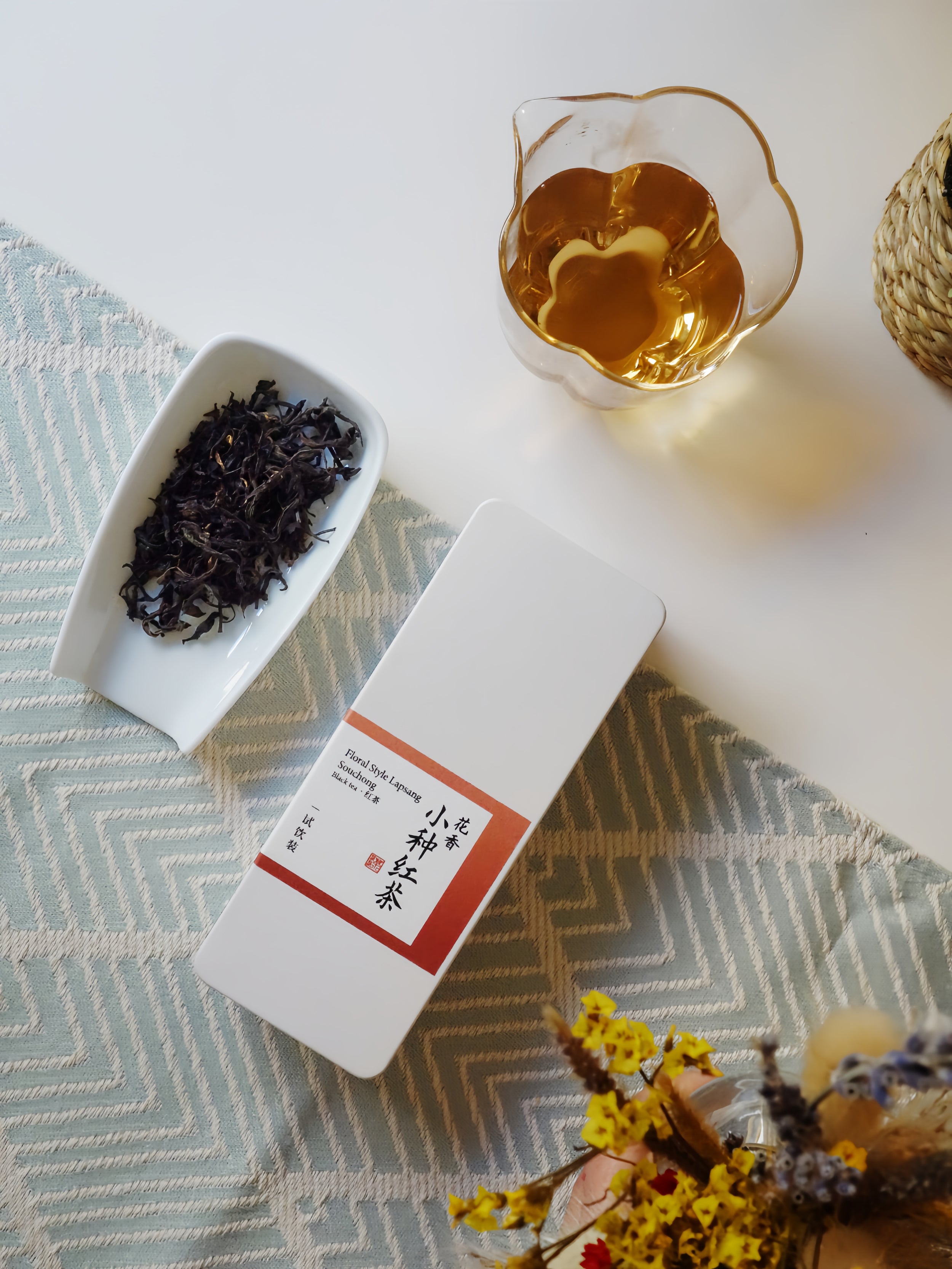 Lapsang Souchong (floral style)：Super cost-effective " original black tea"!