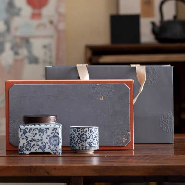(Ships in mid-January) New Chinese Gift Set: Blue & White Elegance 青花韵 新中式礼盒
