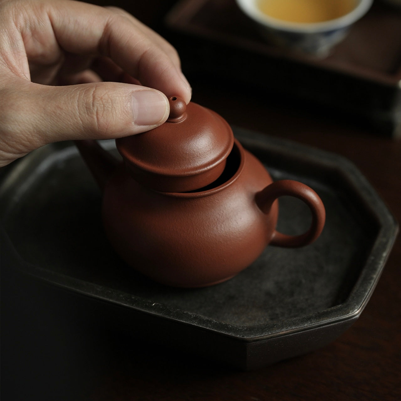 Private Collection "Guava" Shuiping Zisha Clay Tea Pot 芭乐水平紫砂壶