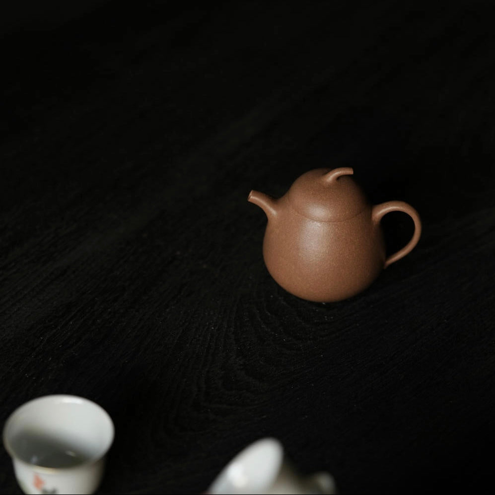 Private Collection:  "Eggplant" Style Duanni Zisha Clay Teapot 茄形段泥紫砂壶
