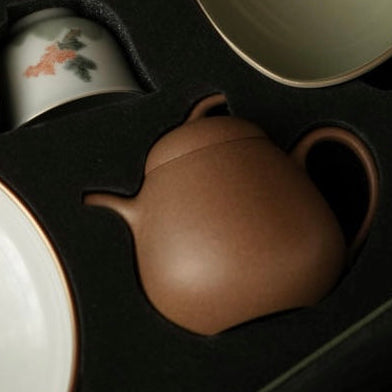 Private Collection:  "Eggplant" Style Duanni Zisha Clay Teapot 茄形段泥紫砂壶