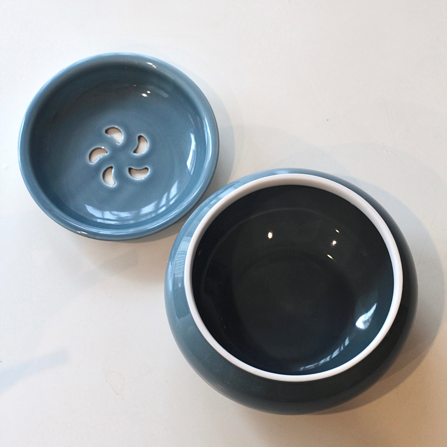 茶盆·紫荆蓝釉茶盆