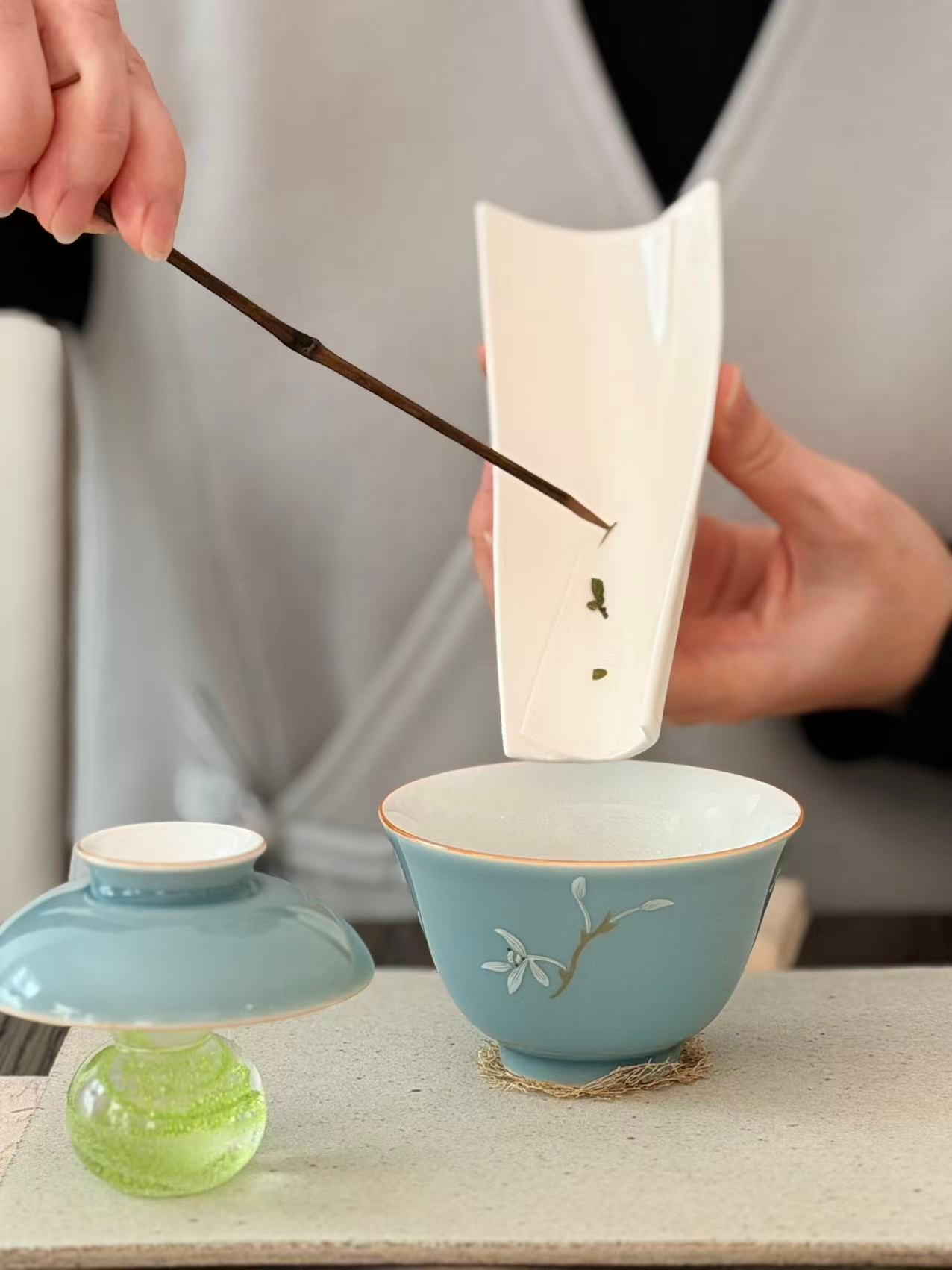 约赵赵品茶