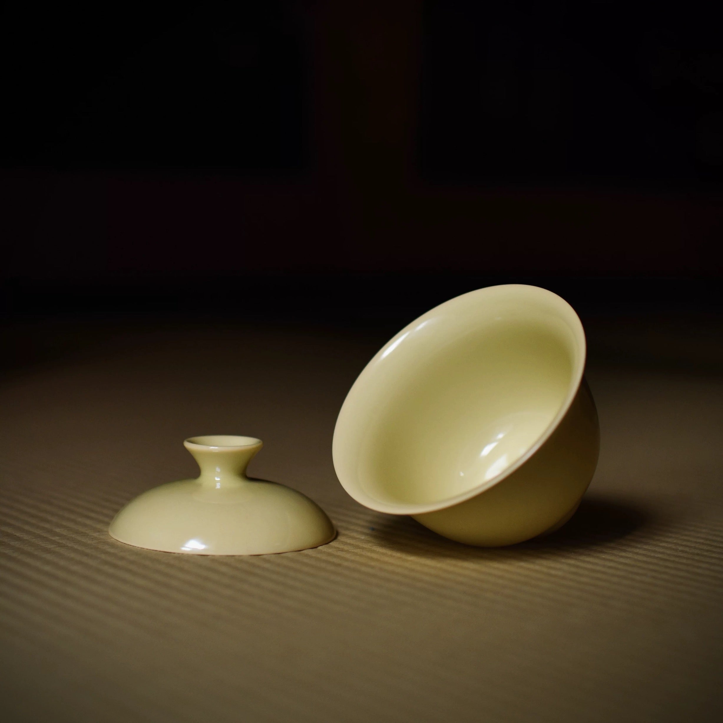 新手友好：米黄釉润瓷盖碗– ZhaoTea LLC USA